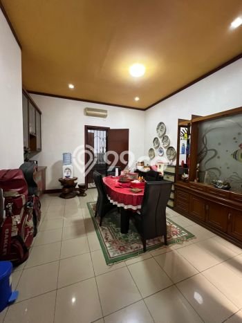 Rumah Luxury Modern Tanpa Renovasi di Kayu Putih Jakarta Timur Rumah Luxury Modern Tanpa Renovasi di Kayu Putih Jakarta Timur