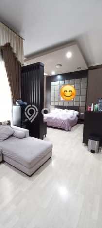 Ready to Use! Premium House LT 160m2 Desain Elegan di Sunter Ready to Use! Premium House LT 160m2 Desain Elegan di Sunter