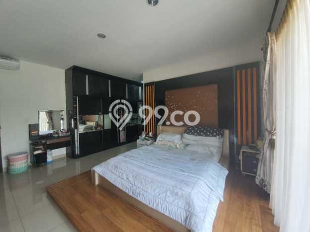 Jual Rumah Luas Megah Dengan View Eksklusif di Jakarta Garden City, Jakarta Timur Jual Rumah Luas Megah Dengan View Eksklusif di Jakarta Garden City, Jakarta Timur