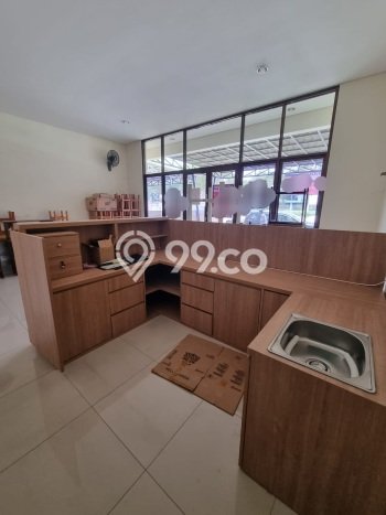 Ruko Dijual di Prime Area Jakarta Timur Luas 110m2 Ruko Dijual di Prime Area Jakarta Timur Luas 110m2