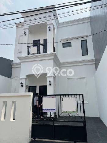 Dijual Hunian Rumah Nyaman 4 Kamar di Harapan Indah, Bekasi Dijual Hunian Rumah Nyaman 4 Kamar di Harapan Indah, Bekasi