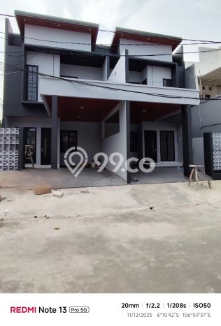 For Sale Hunian Rumah Terawat 3 Kamar di Pejuang, Bekasi For Sale Hunian Rumah Terawat 3 Kamar di Pejuang, Bekasi