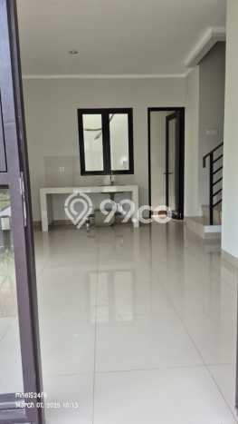 Rumah area Summarecon Crown Gading, 3 KT, Lingkungan Berkembang Rumah area Summarecon Crown Gading, 3 KT, Lingkungan Berkembang