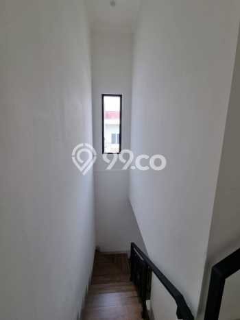 Rumah Minimalis 4 Kamar LT 95m2 di Harapan Indah Rumah Minimalis 4 Kamar LT 95m2 di Harapan Indah
