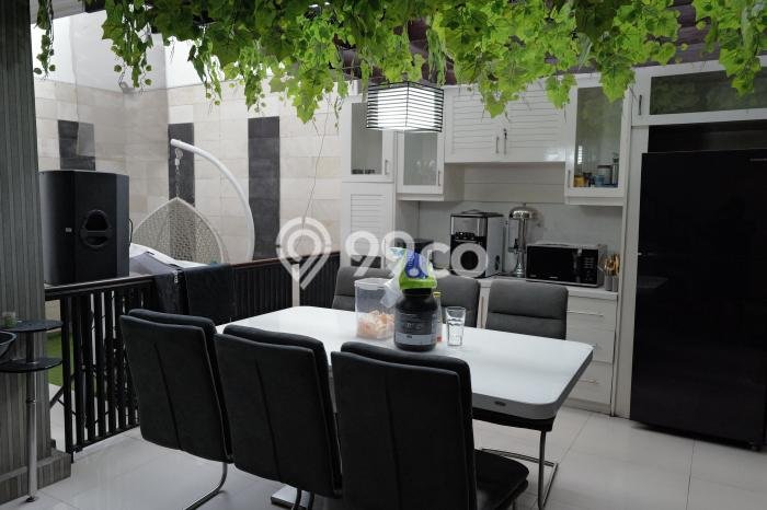 RARE UNIT! Rumah di BKR, 5 KT, View Indah, LT 204m² Bangunan 350m² RARE UNIT! Rumah di BKR, 5 KT, View Indah, LT 204m² Bangunan 350m²