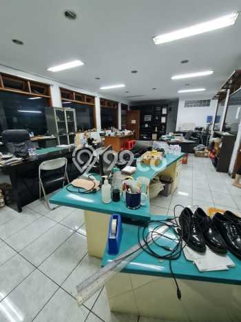 Gudang Disewa di Bandung dengan LB 1000m2 Area Komersial Ramai Gudang Disewa di Bandung dengan LB 1000m2 Area Komersial Ramai