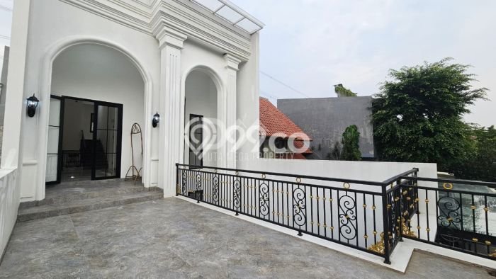 Hunian Mewah LB 360m2 Siap Pakai Desain Elegan di Bintaro, Tangerang Selatan Hunian Mewah LB 360m2 Siap Pakai Desain Elegan di Bintaro, Tangerang Selatan