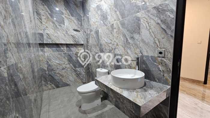 Hunian Elit LB 390m2 Siap Huni Desain Elegan di Sektor 9-Bintaro, Tangerang Selatan Hunian Elit LB 390m2 Siap Huni Desain Elegan di Sektor 9-Bintaro, Tangerang Selatan