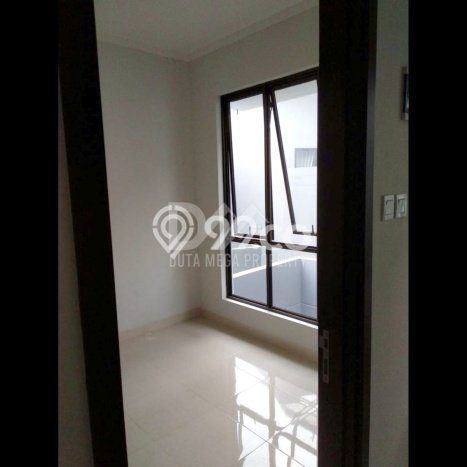 Rumah di Graha Raya, Tangerang, LT 72m2m² Bangunan 56m2m² Rumah di Graha Raya, Tangerang, LT 72m2m² Bangunan 56m2m²