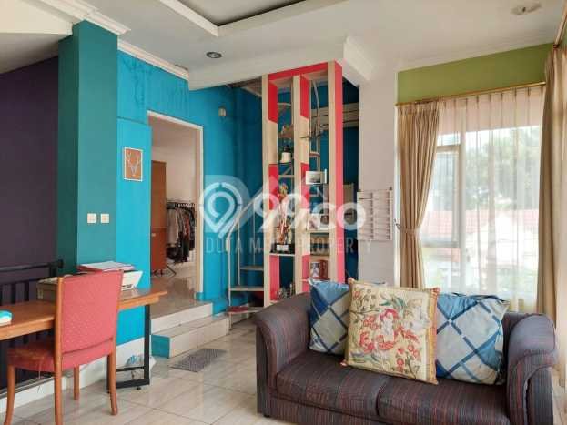 For Sale Hunian Rumah Nyaman 3 Kamar di Graha Raya, Tangerang For Sale Hunian Rumah Nyaman 3 Kamar di Graha Raya, Tangerang
