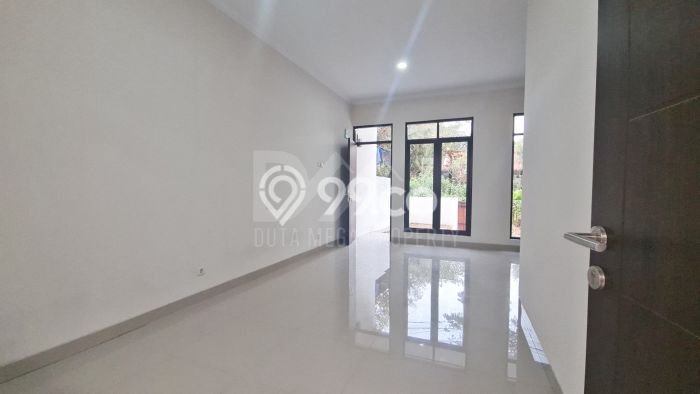 Rumah EXCLUSIVE area , Tangerang, Luas 83m2m² LB 90m2m² KESEMPATAN TERBATAS! Rumah EXCLUSIVE area , Tangerang, Luas 83m2m² LB 90m2m² KESEMPATAN TERBATAS!