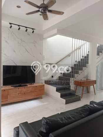 Dijual Rumah Luas Megah Dengan View Cantik di Bintaro, Jakarta Selatan Dijual Rumah Luas Megah Dengan View Cantik di Bintaro, Jakarta Selatan