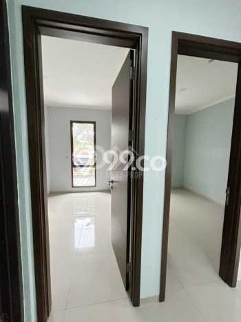 Disewakan! Rumah 3 Kamar Tidur &
3 Kamar Mandi di Graha Raya, Tangerang Disewakan! Rumah 3 Kamar Tidur &
3 Kamar Mandi di Graha Raya, Tangerang
