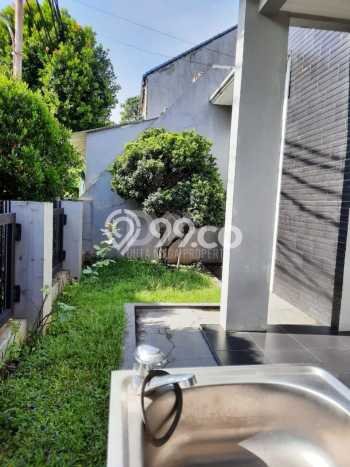 For Sale Hunian Rumah Terawat 3 Kamar di Sektor 9-Bintaro, Tangerang Selatan For Sale Hunian Rumah Terawat 3 Kamar di Sektor 9-Bintaro, Tangerang Selatan