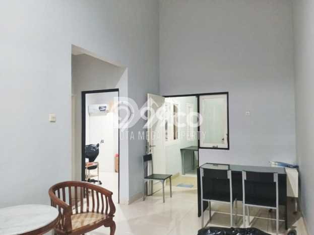 Rumah Minimalis 2 KT LT 90m2 di Graha Raya Rumah Minimalis 2 KT LT 90m2 di Graha Raya