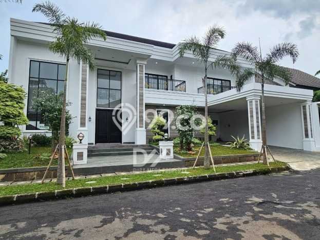 Ready to Use! Luxury House LT 440m2 Desain Elegan di Bintaro Ready to Use! Luxury House LT 440m2 Desain Elegan di Bintaro