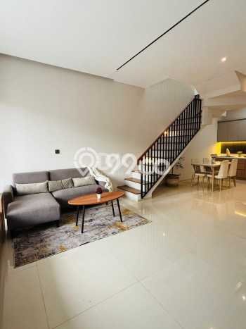 Rumah Modern Cantik 4 KT Siap Huni di BSD Rumah Modern Cantik 4 KT Siap Huni di BSD