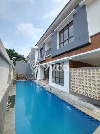 Rumah area , Tangerang Selatan, LT 206m2m² LB 340m2m² Rumah area , Tangerang Selatan, LT 206m2m² LB 340m2m²