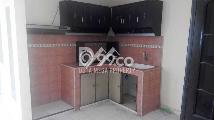 Jarang Ada! Rumah Sewa 2 Kamar Nyaman Siap Huni Graha Raya Jarang Ada! Rumah Sewa 2 Kamar Nyaman Siap Huni Graha Raya