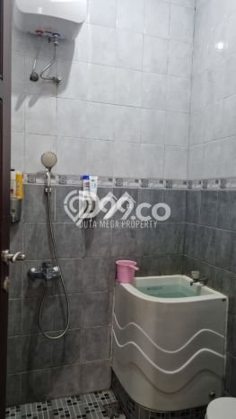 Hunian Mewah LB 300m2 Siap Pakai Desain Elegan di Ciparigi, Bogor Hunian Mewah LB 300m2 Siap Pakai Desain Elegan di Ciparigi, Bogor
