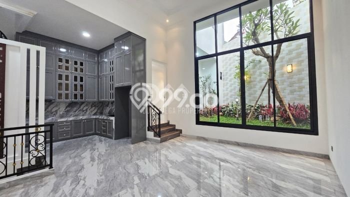 Hunian Mewah LB 360m2 Siap Pakai Desain Elegan di Bintaro, Tangerang Selatan Hunian Mewah LB 360m2 Siap Pakai Desain Elegan di Bintaro, Tangerang Selatan