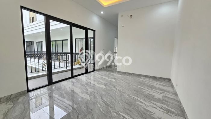 Ready to Use! Luxury House LT 440m2 Desain Elegan di Bintaro Ready to Use! Luxury House LT 440m2 Desain Elegan di Bintaro