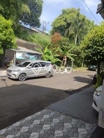 Hunian Nyaman Asri 2 KT Siap Pakai di Graha Raya Tangerang Selatan Hunian Nyaman Asri 2 KT Siap Pakai di Graha Raya Tangerang Selatan