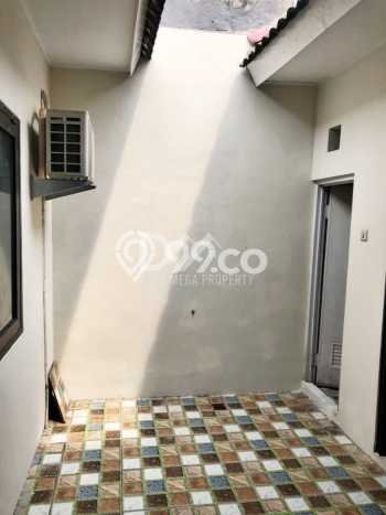 Rumah Luas Asri 3 KT Siap Huni di Graha Raya Tangerang Rumah Luas Asri 3 KT Siap Huni di Graha Raya Tangerang