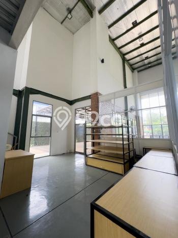 Komersial Premium Kawasan Gading Serpong, Luas 442m², Kawasan Komersial, Lokasi Ramai Komersial Premium Kawasan Gading Serpong, Luas 442m², Kawasan Komersial, Lokasi Ramai