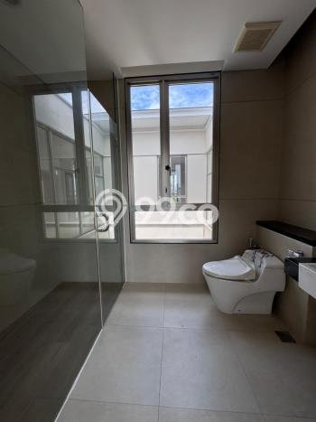BEST PRICE! Rumah kawasan Golf Island, Dekat Fasilitas, 4 KT, Luas 300m2m² LB 690m2m² BEST PRICE! Rumah kawasan Golf Island, Dekat Fasilitas, 4 KT, Luas 300m2m² LB 690m2m²