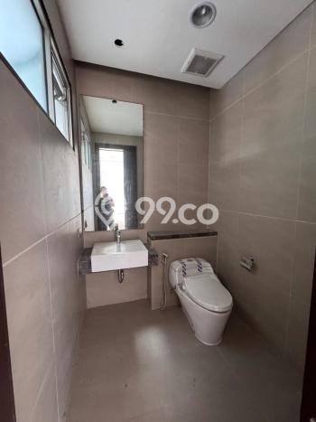 BEST PRICE! Rumah kawasan Golf Island, Dekat Fasilitas, 4 KT, Luas 300m2m² LB 690m2m² BEST PRICE! Rumah kawasan Golf Island, Dekat Fasilitas, 4 KT, Luas 300m2m² LB 690m2m²