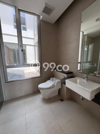 BEST PRICE! Rumah kawasan Golf Island, Dekat Fasilitas, 4 KT, Luas 300m2m² LB 690m2m² BEST PRICE! Rumah kawasan Golf Island, Dekat Fasilitas, 4 KT, Luas 300m2m² LB 690m2m²