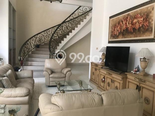 Jual Rumah Mewah Elegan Dengan View Cantik di Pantai Indah Kapuk, Jakarta Utara Jual Rumah Mewah Elegan Dengan View Cantik di Pantai Indah Kapuk, Jakarta Utara