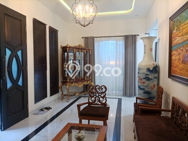 Rumah Elit Modern Tanpa Renovasi di Meruya Jakarta Barat Rumah Elit Modern Tanpa Renovasi di Meruya Jakarta Barat