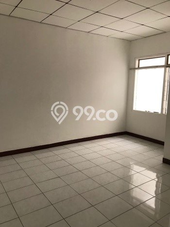 Dijual Rumah Luas Megah Dengan View Eksklusif di Jelambar, Jakarta Barat Dijual Rumah Luas Megah Dengan View Eksklusif di Jelambar, Jakarta Barat