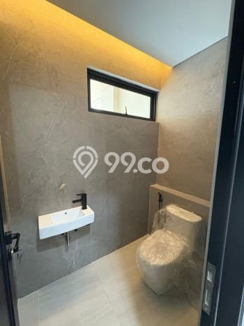 Rumah Luxury Modern Tanpa Renovasi di Citra Garden Jakarta Barat Rumah Luxury Modern Tanpa Renovasi di Citra Garden Jakarta Barat