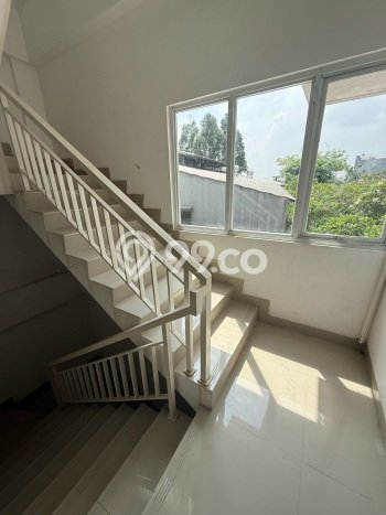 Unit Komersial Disewakan di Jakarta Barat Kawasan Strategis Harga Kompetitif Unit Komersial Disewakan di Jakarta Barat Kawasan Strategis Harga Kompetitif