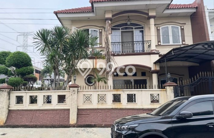 Jual Rumah Mewah Megah Dengan View Eksklusif di Metro Permata, Tangerang Jual Rumah Mewah Megah Dengan View Eksklusif di Metro Permata, Tangerang