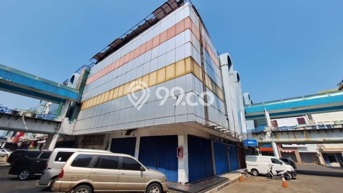 Ruko Dijual di Jakarta Selatan LT 144m2 & LB 432m2 Lokasi Terbaik! Ruko Dijual di Jakarta Selatan LT 144m2 & LB 432m2 Lokasi Terbaik!