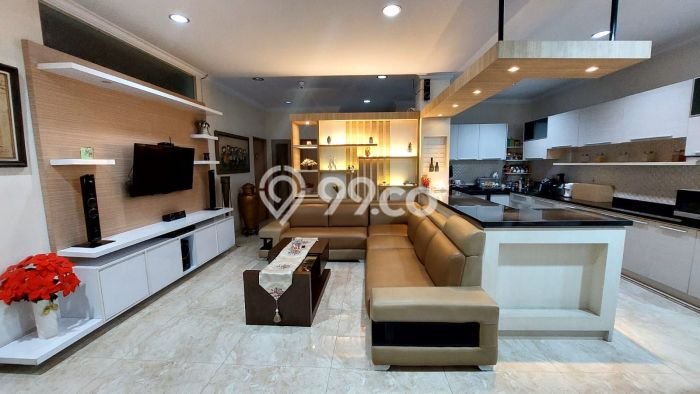 Hunian Elit LB 570m2 Siap Huni Desain Elegan di Sunter, Jakarta Utara Hunian Elit LB 570m2 Siap Huni Desain Elegan di Sunter, Jakarta Utara