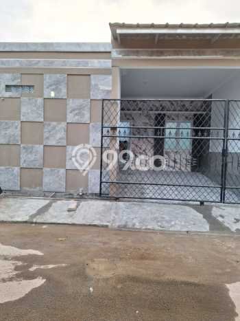 Rumah Strategis Minimalis Lb 81m2 di Cipondoh, Tangerang Rumah Strategis Minimalis Lb 81m2 di Cipondoh, Tangerang