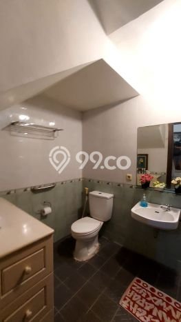 For Sale! Luxury House LT 250m2 Desain Elegan di BSD City For Sale! Luxury House LT 250m2 Desain Elegan di BSD City