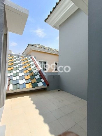 Dijual Rumah Mewah Elegan Dengan View Cantik di Gading Serpong, Tangerang Dijual Rumah Mewah Elegan Dengan View Cantik di Gading Serpong, Tangerang