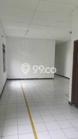 Ruko Area Bisnis di Taman Kopo Indah, Luas 200m², Posisi Strategis Ruko Area Bisnis di Taman Kopo Indah, Luas 200m², Posisi Strategis