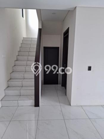 Rumah Sewa Bandung LT 120m2 LB 95m2 Area Kota Baru Parahyangan Rumah Sewa Bandung LT 120m2 LB 95m2 Area Kota Baru Parahyangan