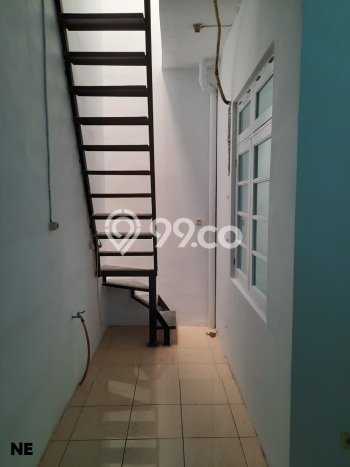 Jual Rumah Mewah Megah Dengan View Eksklusif di Cibubur, Jakarta Timur Jual Rumah Mewah Megah Dengan View Eksklusif di Cibubur, Jakarta Timur