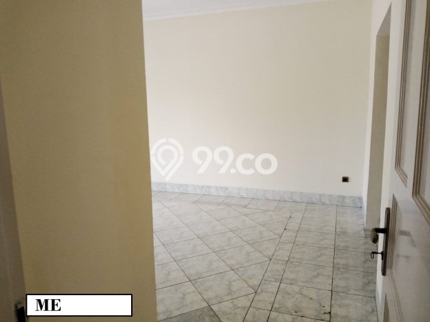 Hunian Mewah LB 400m2 Siap Huni Desain Elegan di Raffles Hills, Jakarta Timur Hunian Mewah LB 400m2 Siap Huni Desain Elegan di Raffles Hills, Jakarta Timur