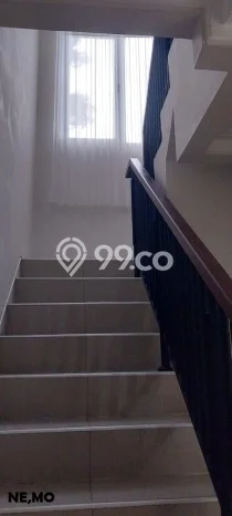 Rumah Disewakan Jakarta Timur LT 120m2 LB 118m2 Area Kota Wisata Rumah Disewakan Jakarta Timur LT 120m2 LB 118m2 Area Kota Wisata