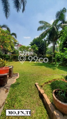 Rumah Luxury Modern Siap Huni di Cibubur Jakarta Timur Rumah Luxury Modern Siap Huni di Cibubur Jakarta Timur