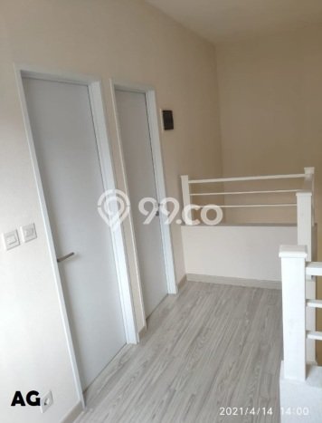 Dijual Hunian Rumah Terawat 3 Kamar di Cibubur, Depok Dijual Hunian Rumah Terawat 3 Kamar di Cibubur, Depok
